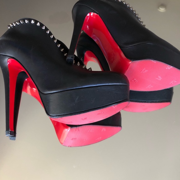 38 Christian Louboutin Platform Spiked Heel - Picture 5 of 5